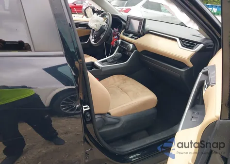 2019 Toyota Rav4 Xle из США, поврежденный, VIN 2T3W1RFV7KC026254